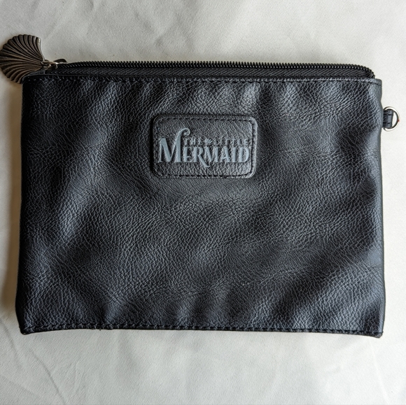 HOST PICK * Disney Ariel Loungefly Wristlet - Picture 2 of 3